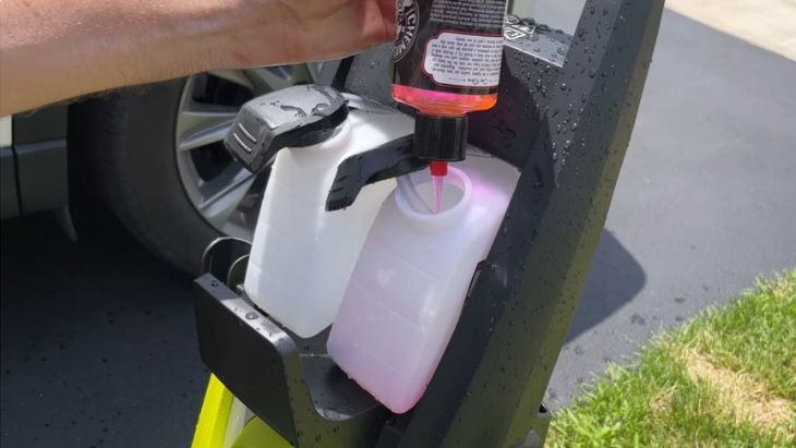 Sun Joe SPX3000 - Filling detergent to the tank